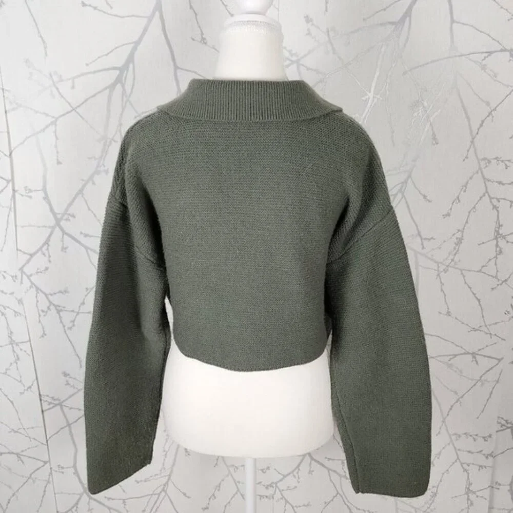 Oak & Fort Green Chunky Knit Collared V-Neck Oversized Cropped Sweater - Picture 4 of 7